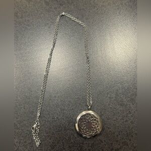 Elegant Silver Locket Pendant Necklace